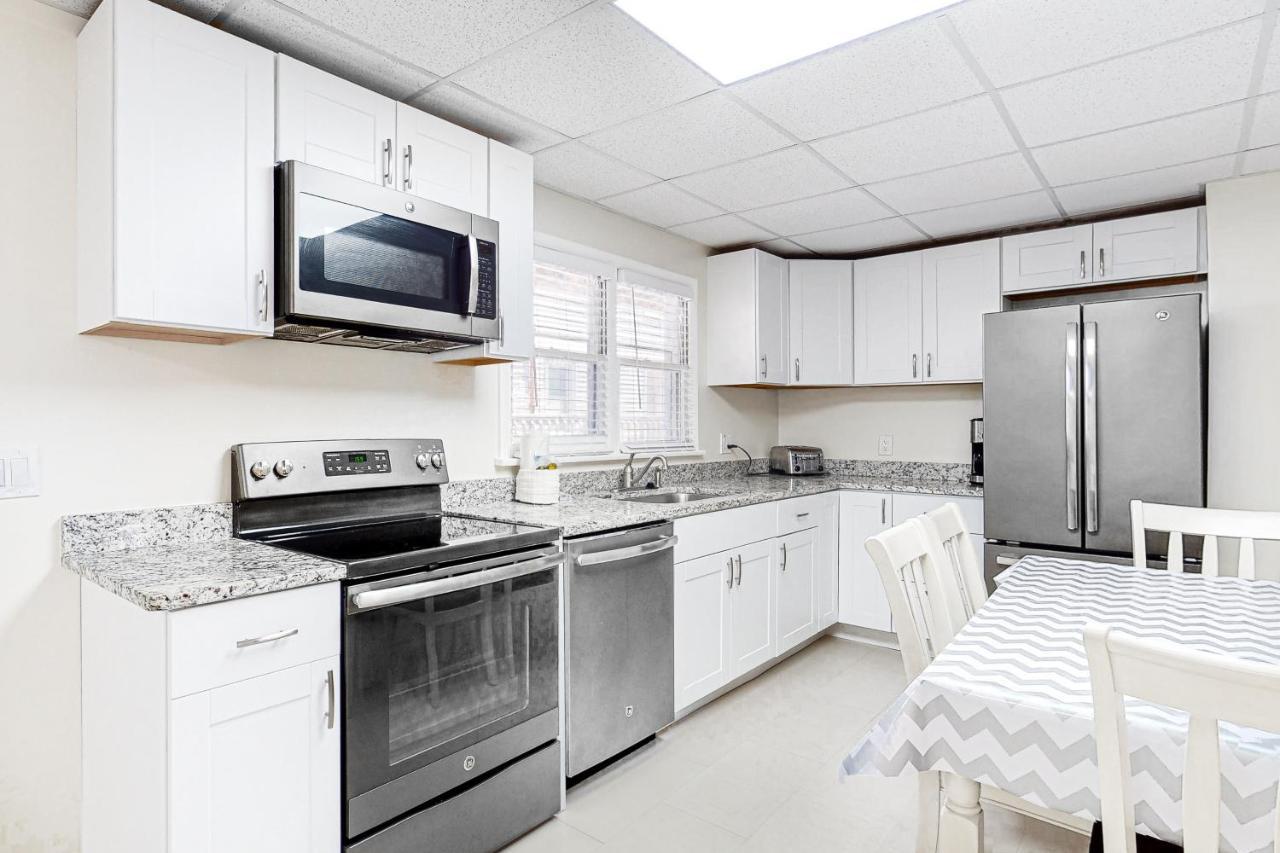 Wellington One Apartment โอเชียนซิตี้ ภายนอก รูปภาพ