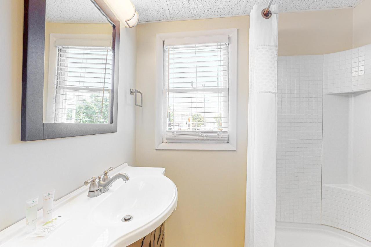 Wellington One Apartment โอเชียนซิตี้ ภายนอก รูปภาพ